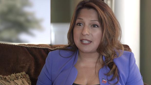 Elizabeth Guzmán dará este martes la réplica a Donald Trump en el discurso del Estado de la Unión
